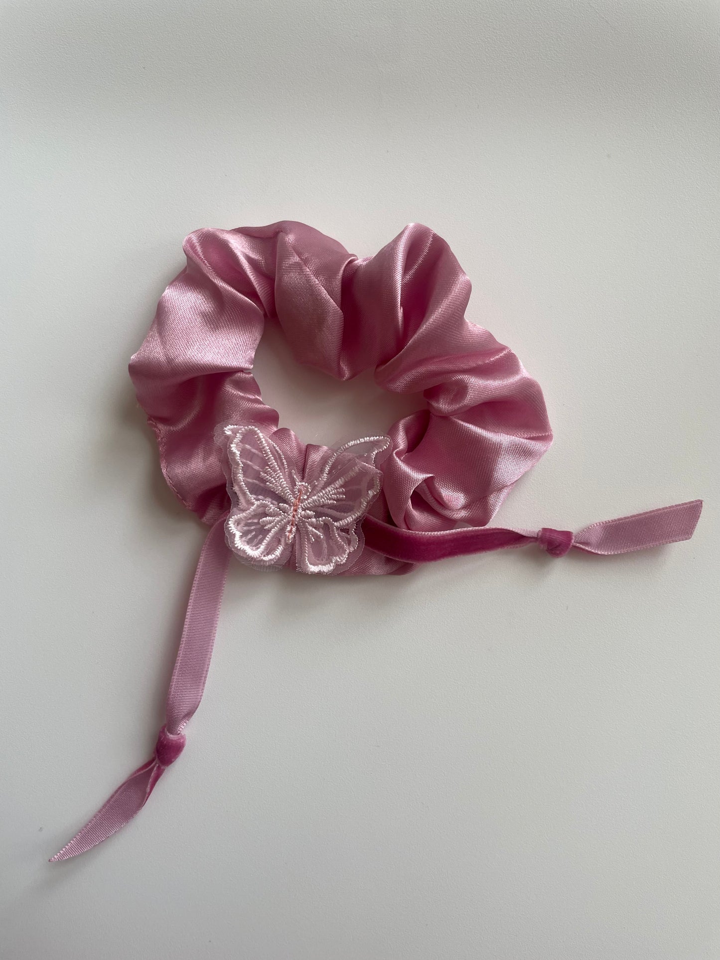 X Scrunchie. Lavender Pink
